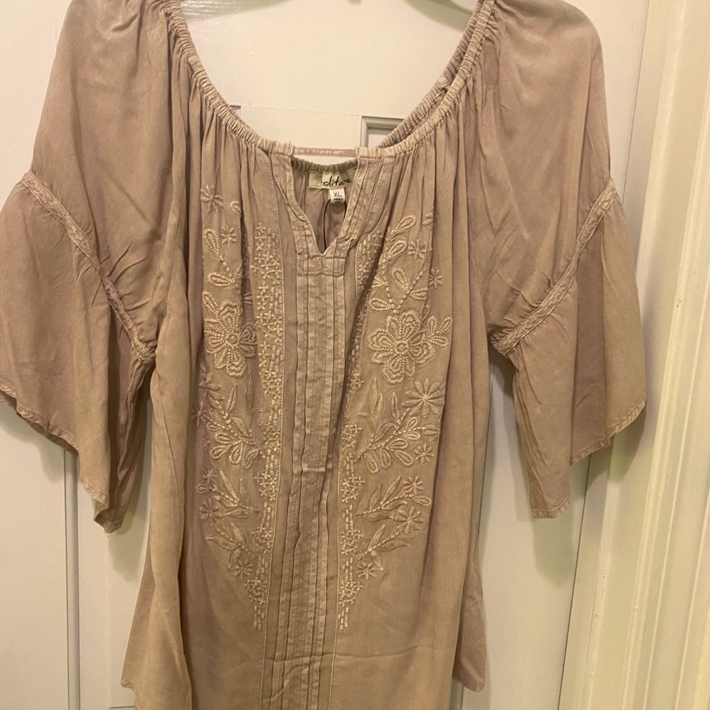 SOLITARE pink embroidered women’s tunic